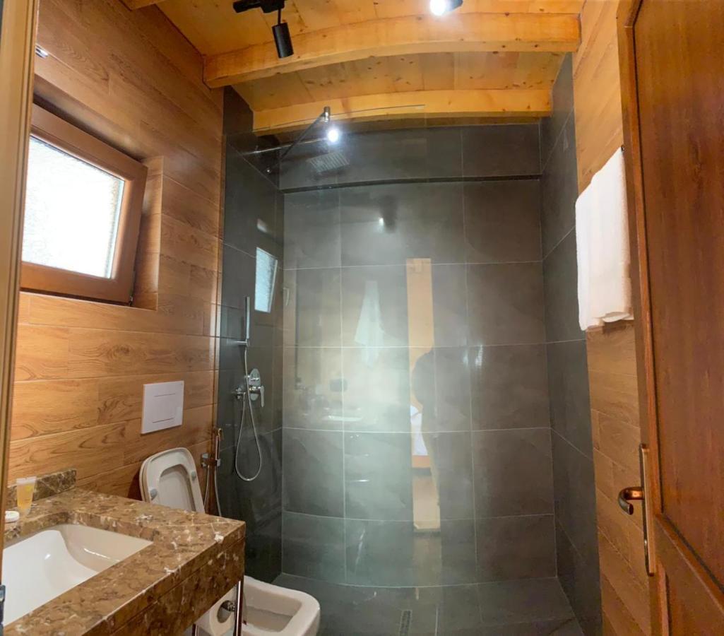 فندق Wooden House شكودر المظهر الخارجي الصورة