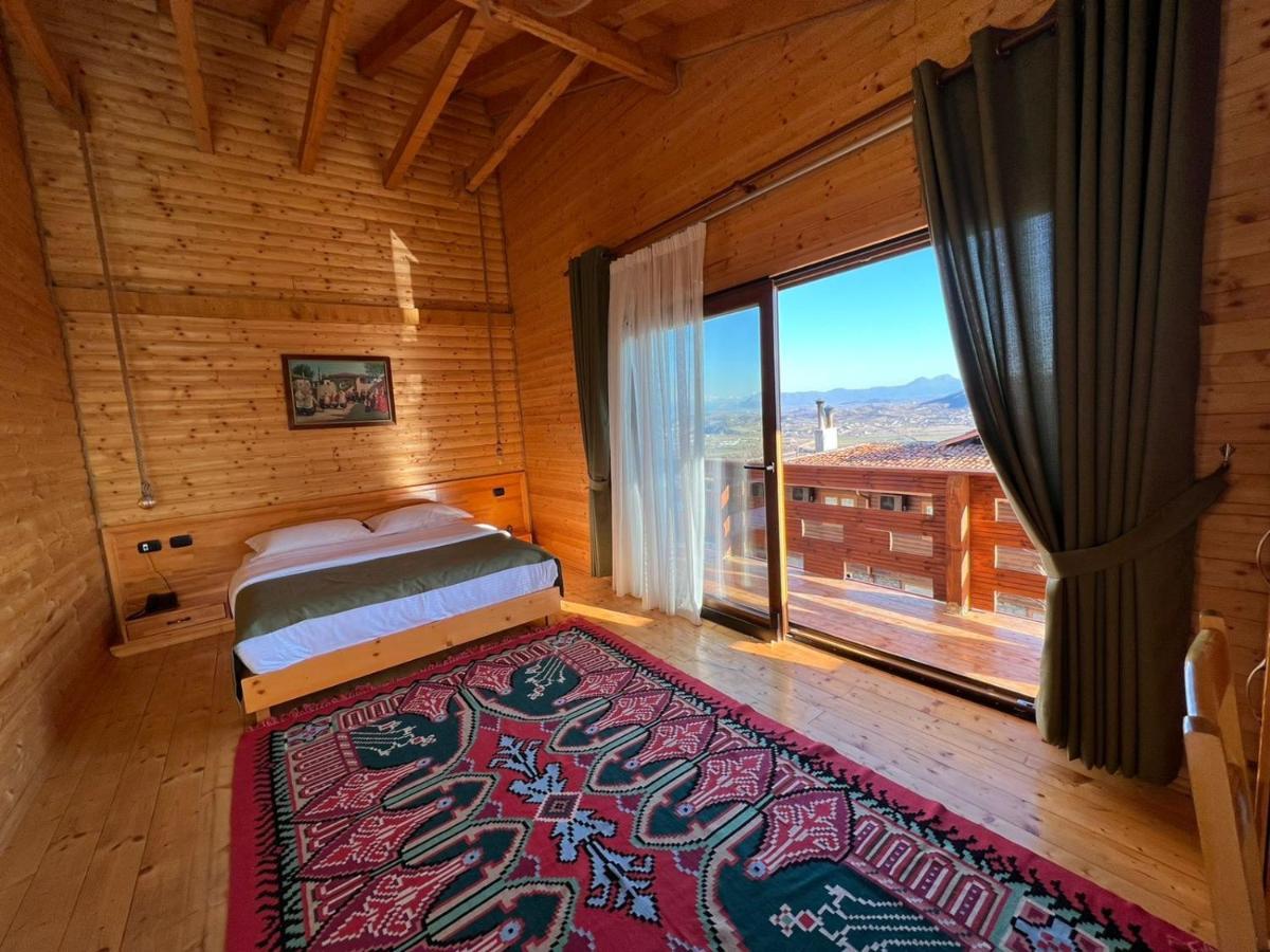 فندق Wooden House شكودر المظهر الخارجي الصورة