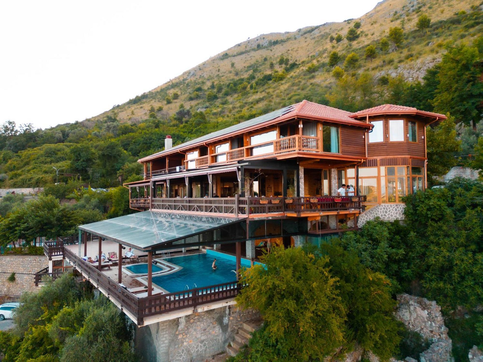 فندق Wooden House شكودر المظهر الخارجي الصورة